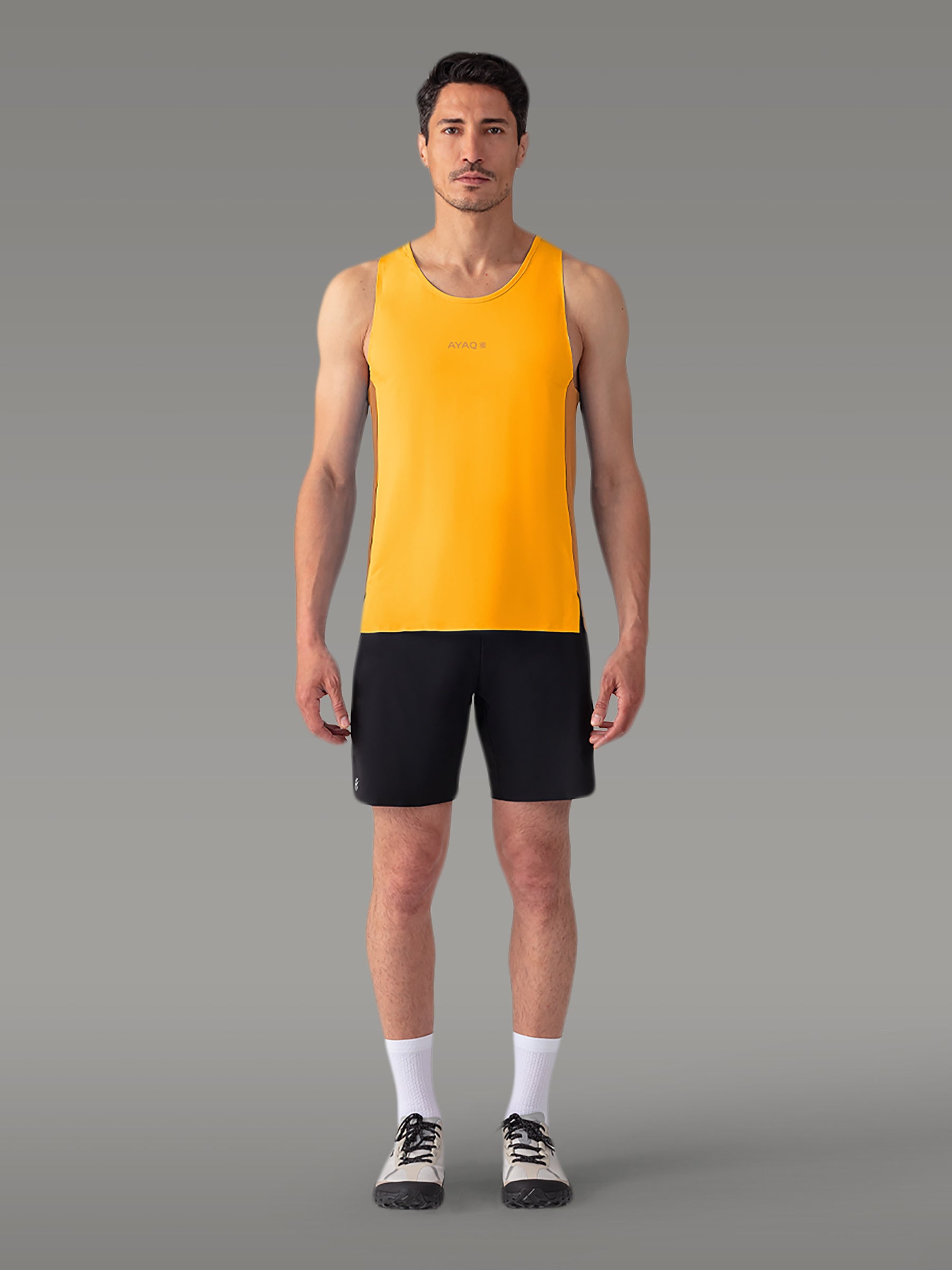 ランニング用タンクトップ トレイルランニング ハイキング TENNO