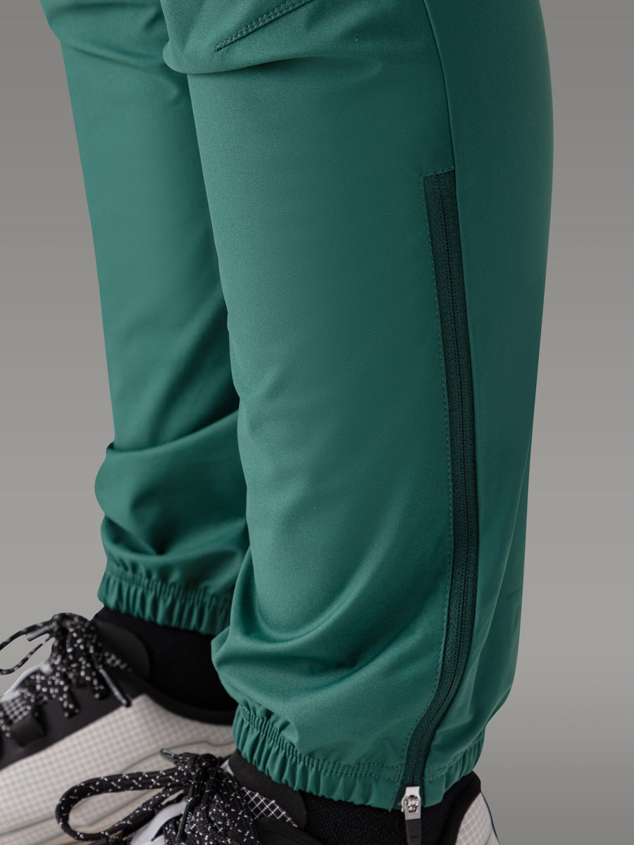 VERNAGO Active Pants — Pine Green