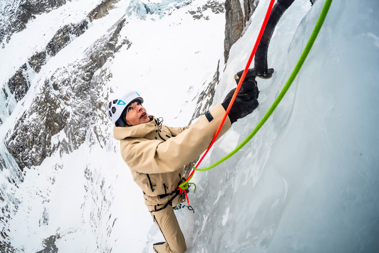 AYAQ – vêtements techniques de montagne pour l’outdoor exigeant