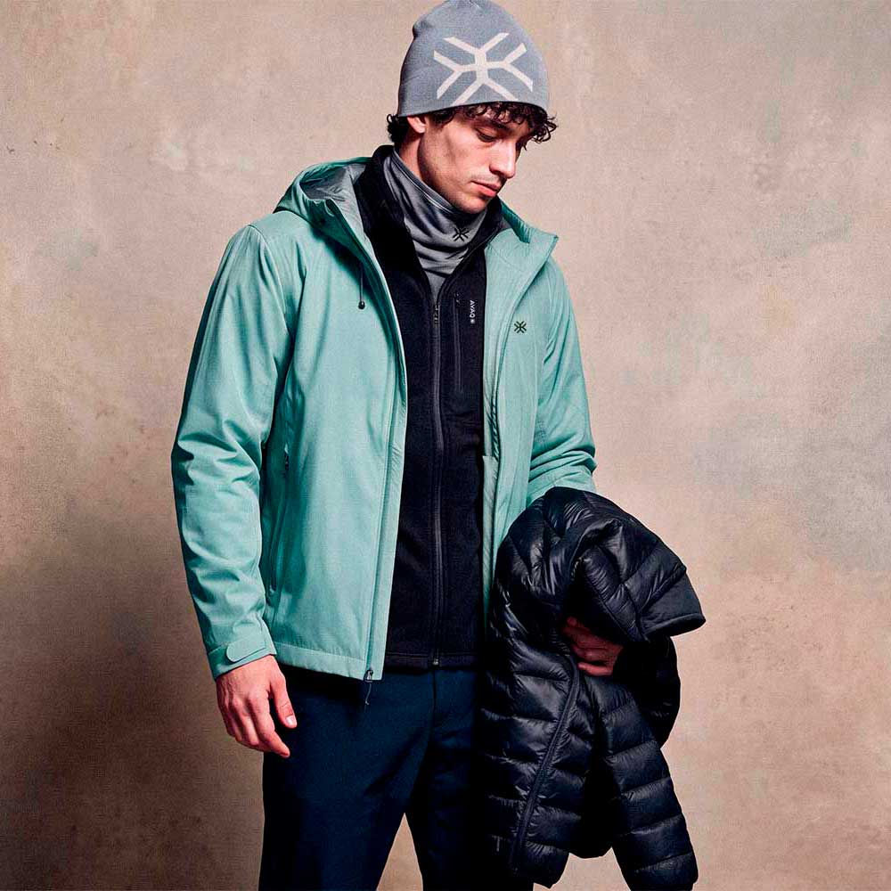 AYAQ – technische Bergbekleidung für anspruchsvolle Outdoor-Aktivitäten